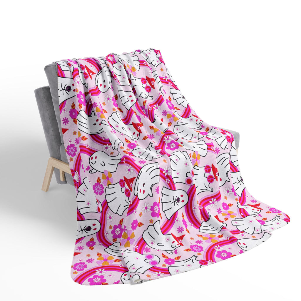 Pink Ghost Halloween Blankets – Cute Halloween Decor for Girly Rooms