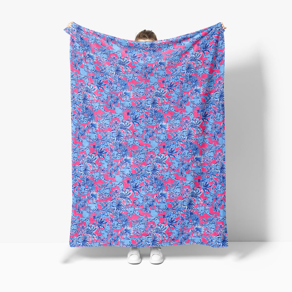 Preppy Elephants Blanket - Adorable Pink & Blue Comfort for Kids